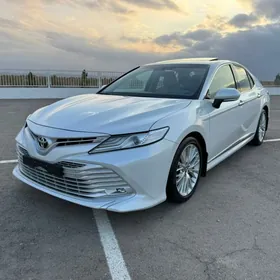 Toyota Camry 2020