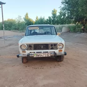 Lada 2104 1980