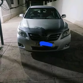 Toyota Camry 2010