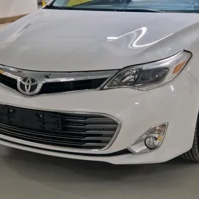 Toyota Avalon 2013