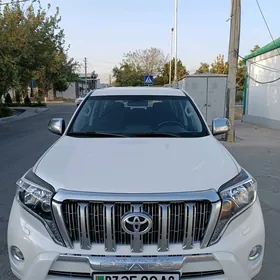 Toyota Land Cruiser Prado 2015