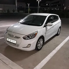 Hyundai Accent 2011