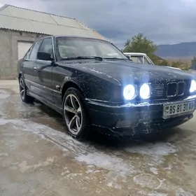 BMW 525 1992