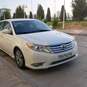 Toyota Avalon 2011