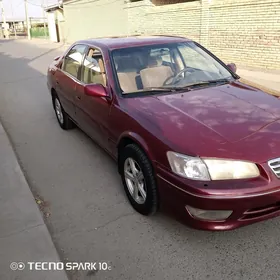 Toyota Camry 1999