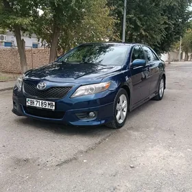 Toyota Camry 2010