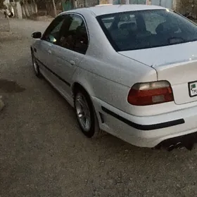 BMW E39 1998