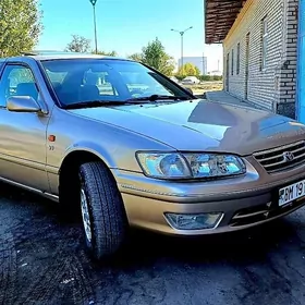 Toyota Camry 1998