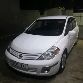 Nissan Versa 2010