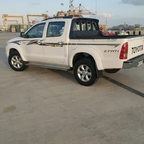 Toyota Hilux 2011