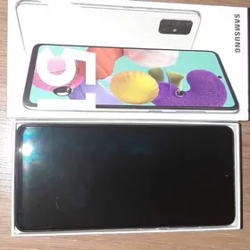 SAMSUNG A51