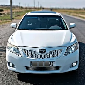 Toyota Camry 2010