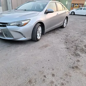 Toyota Camry 2015