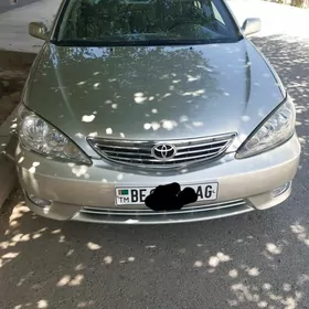 Toyota Camry 2004