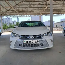 Toyota Camry 2017