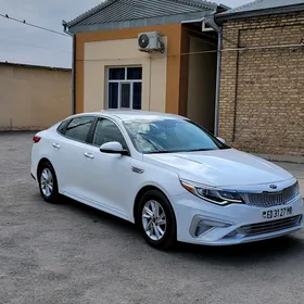 Kia Optima 2020