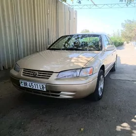 Toyota Camry 1997