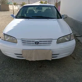 Toyota Camry 1997