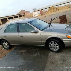 Toyota Camry 1999