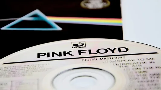 Группа Pink Floyd продала права на свою музыку компании Sony Music за $400 млн