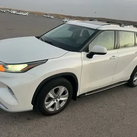 Toyota Highlander 2020