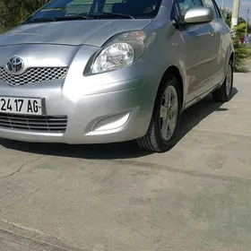 Toyota Yaris 2011