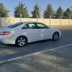 Toyota Camry 2010