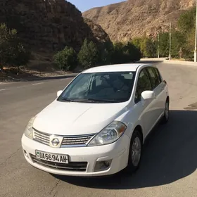 Nissan Versa 2010