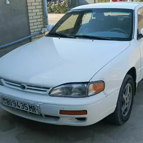 Toyota Camry 1994