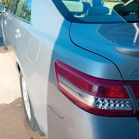 Toyota Camry 2011