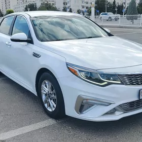 Kia Optima 2019