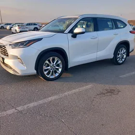 Toyota Highlander 2020