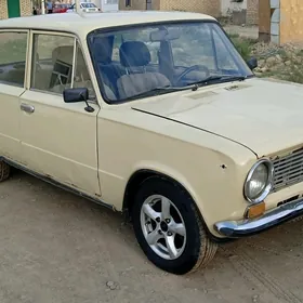 Lada 2104 1982