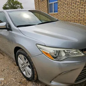 Toyota Camry 2015