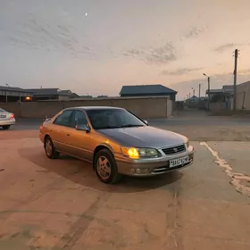 Toyota Camry 1998