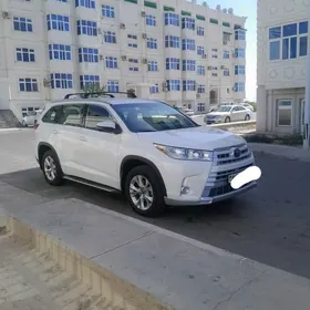 Toyota Highlander 2018