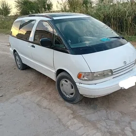 Toyota Previa 1991