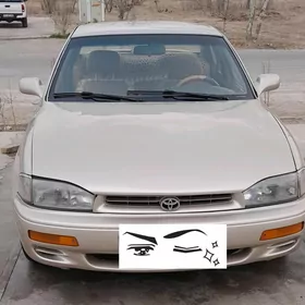 Toyota Camry 1993