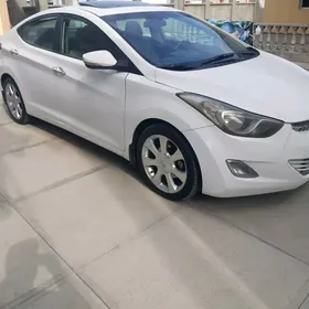 Hyundai Elantra 2012