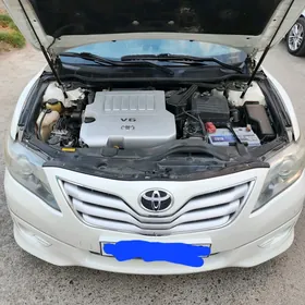 Toyota Camry 2011