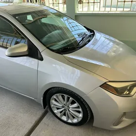 Toyota Corolla 2014