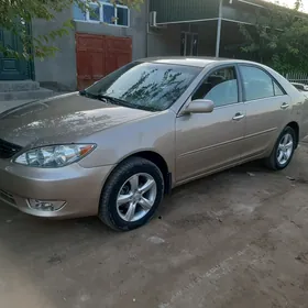 Toyota Camry 2003