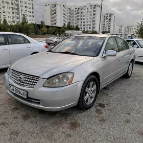 Nissan Altima 2004