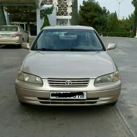 Toyota Camry 1998