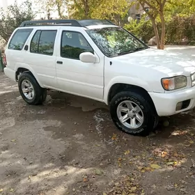 Nissan Pathfinder 2005