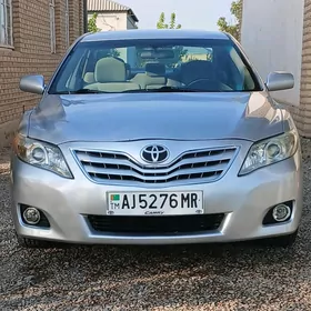 Toyota Camry 2010