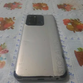 Tecno spark 8c