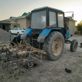 MTZ 80 2000