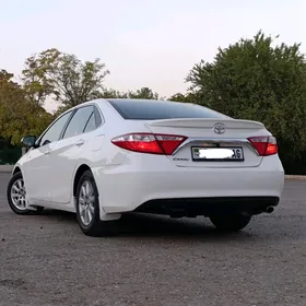 Toyota Camry 2017