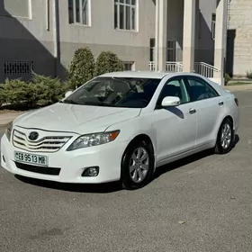 Toyota Camry 2010